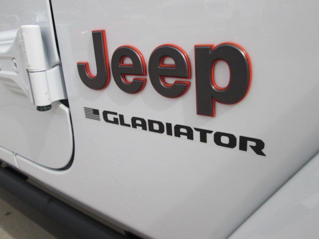 new 2024 Jeep Gladiator car, priced at $57,954