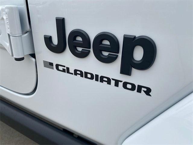 new 2025 Jeep Gladiator car, priced at $49,632