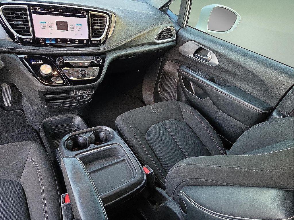 used 2022 Chrysler Pacifica car, priced at $21,097