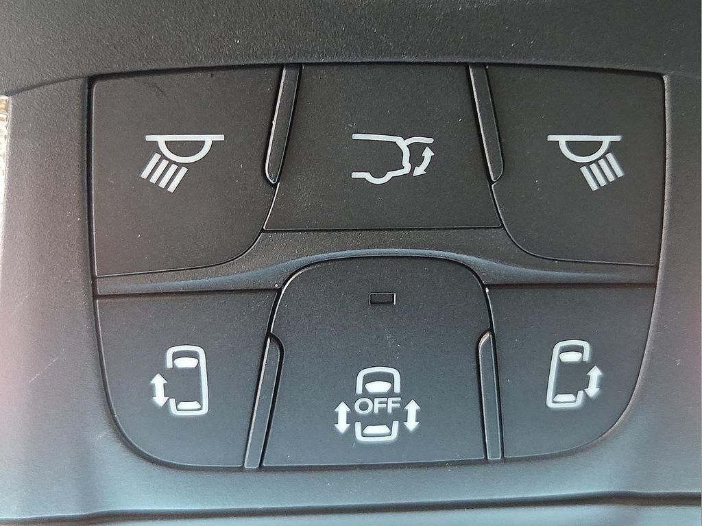 used 2022 Chrysler Pacifica car, priced at $21,097