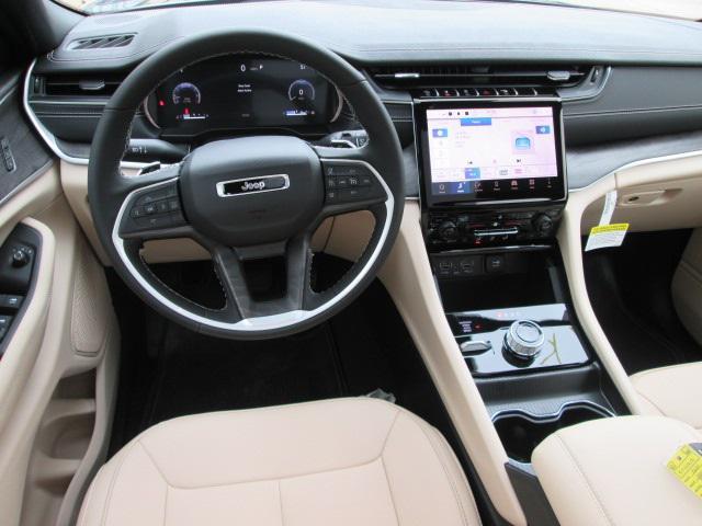 new 2024 Jeep Grand Cherokee car, priced at $47,730
