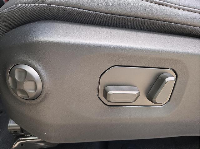 new 2025 Jeep Wrangler car, priced at $59,007