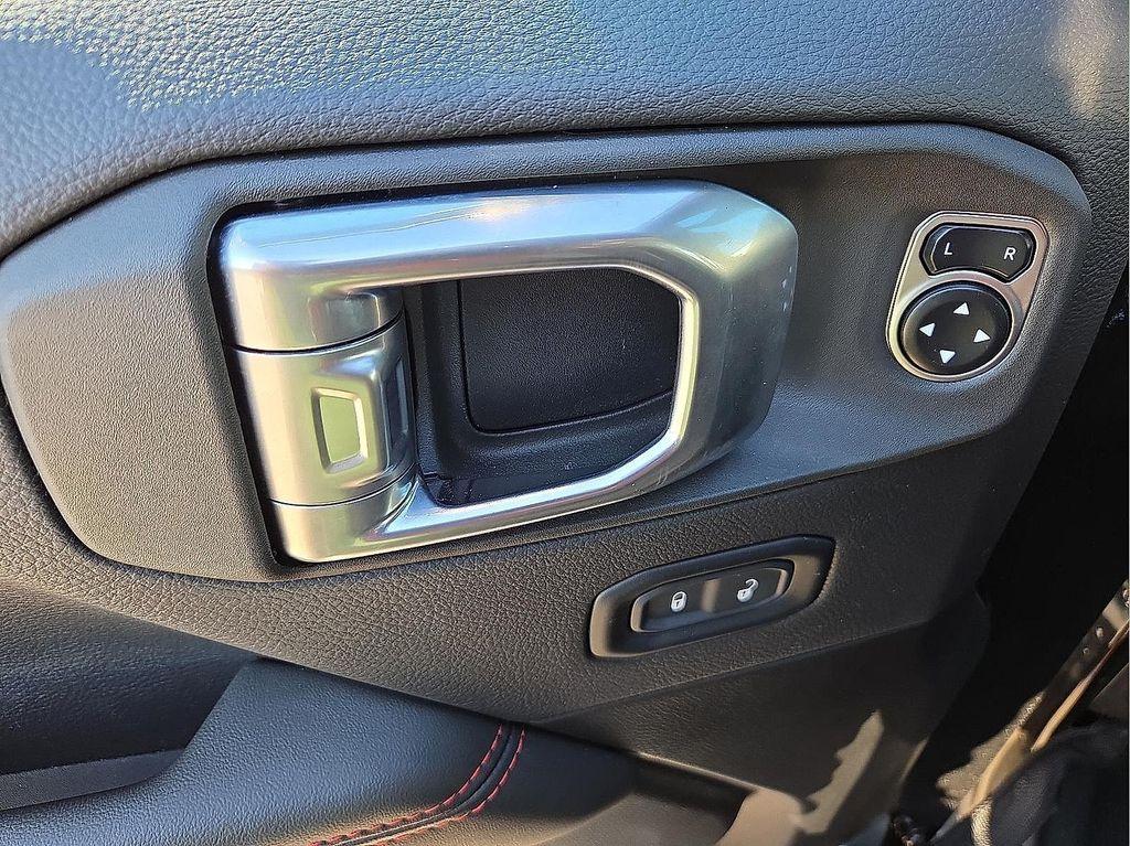 new 2024 Jeep Wrangler car, priced at $61,981