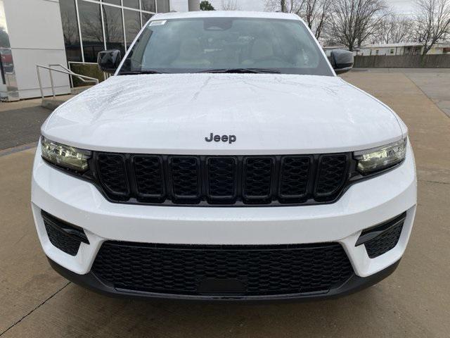 new 2025 Jeep Grand Cherokee car, priced at $49,940