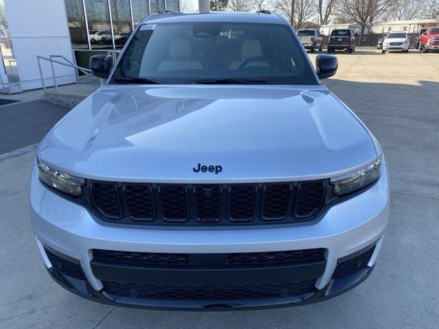 new 2025 Jeep Grand Cherokee L car, priced at $48,532