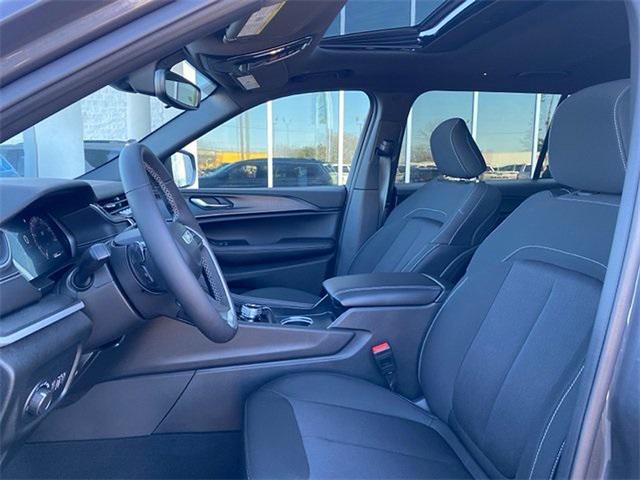 new 2024 Jeep Grand Cherokee L car, priced at $42,495
