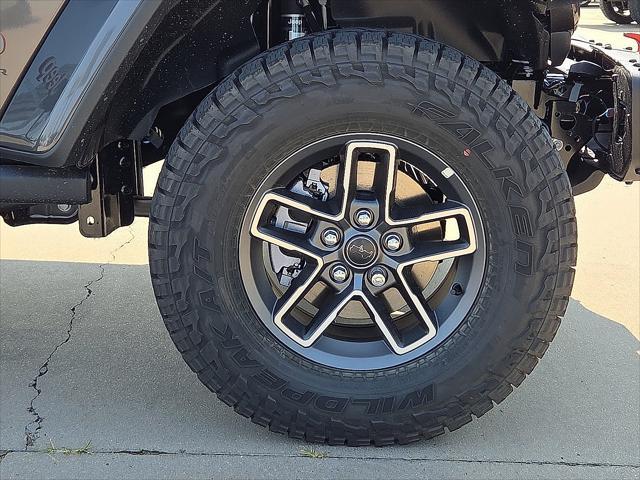 new 2025 Jeep Gladiator car, priced at $56,522