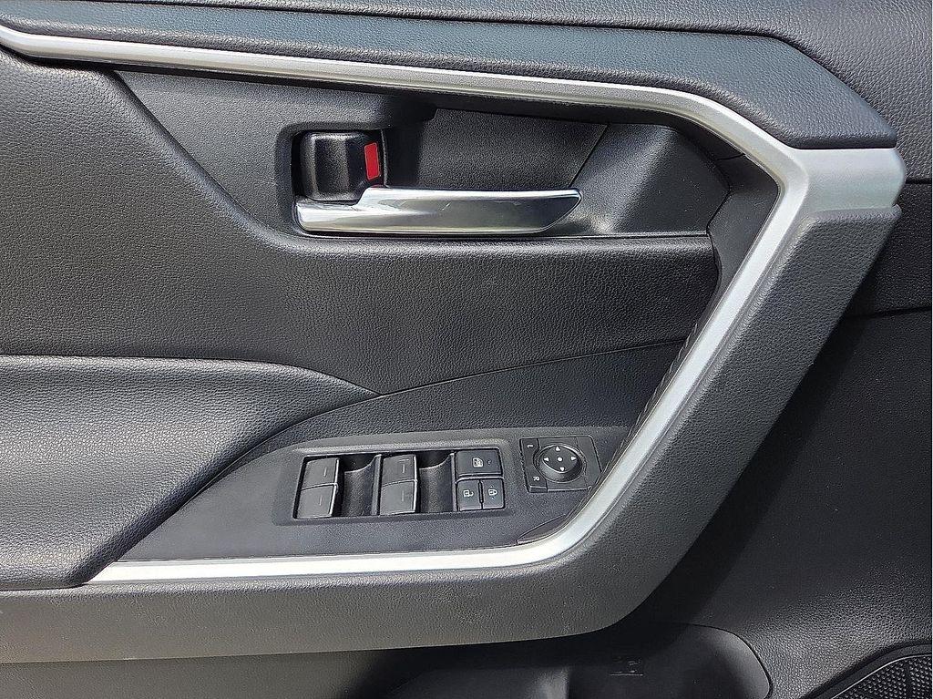 used 2022 Toyota RAV4 Hybrid car, priced at $26,926