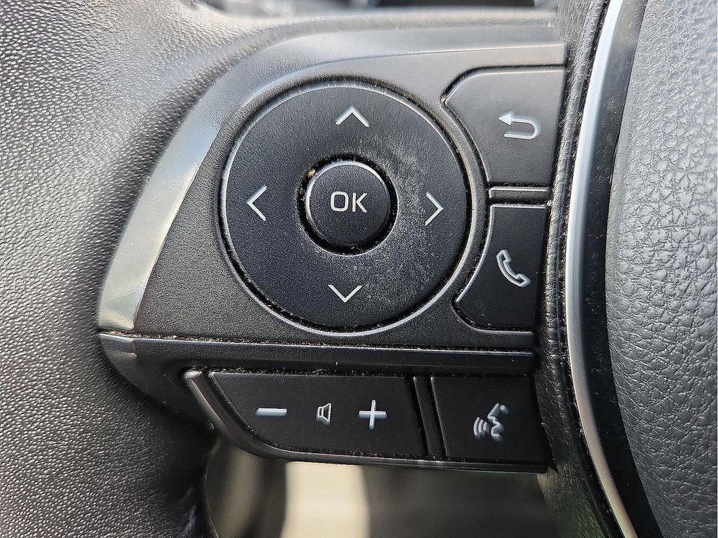 used 2022 Toyota RAV4 Hybrid car, priced at $26,926
