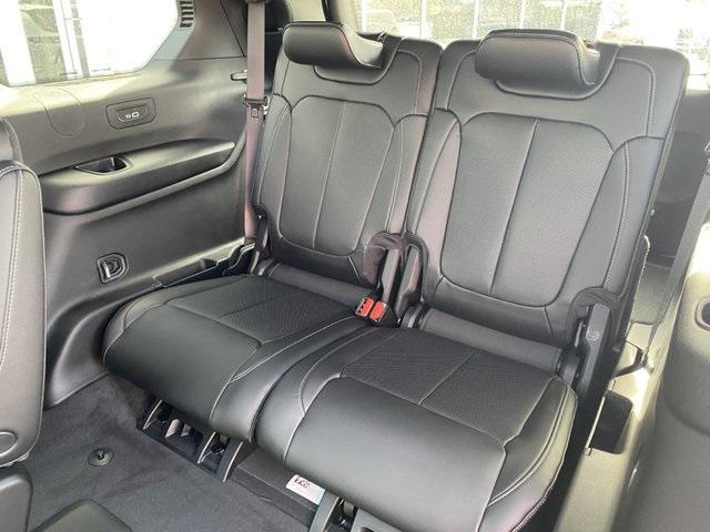 new 2025 Jeep Grand Cherokee L car, priced at $49,170