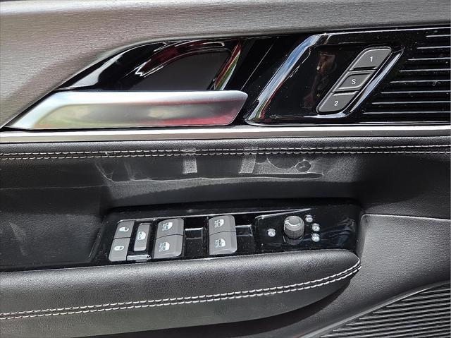 new 2025 Jeep Wagoneer L car, priced at $72,680