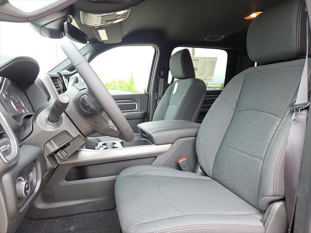 new 2025 Ram 2500 car, priced at $66,470
