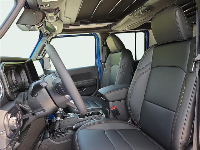 new 2025 Jeep Wrangler car, priced at $54,395