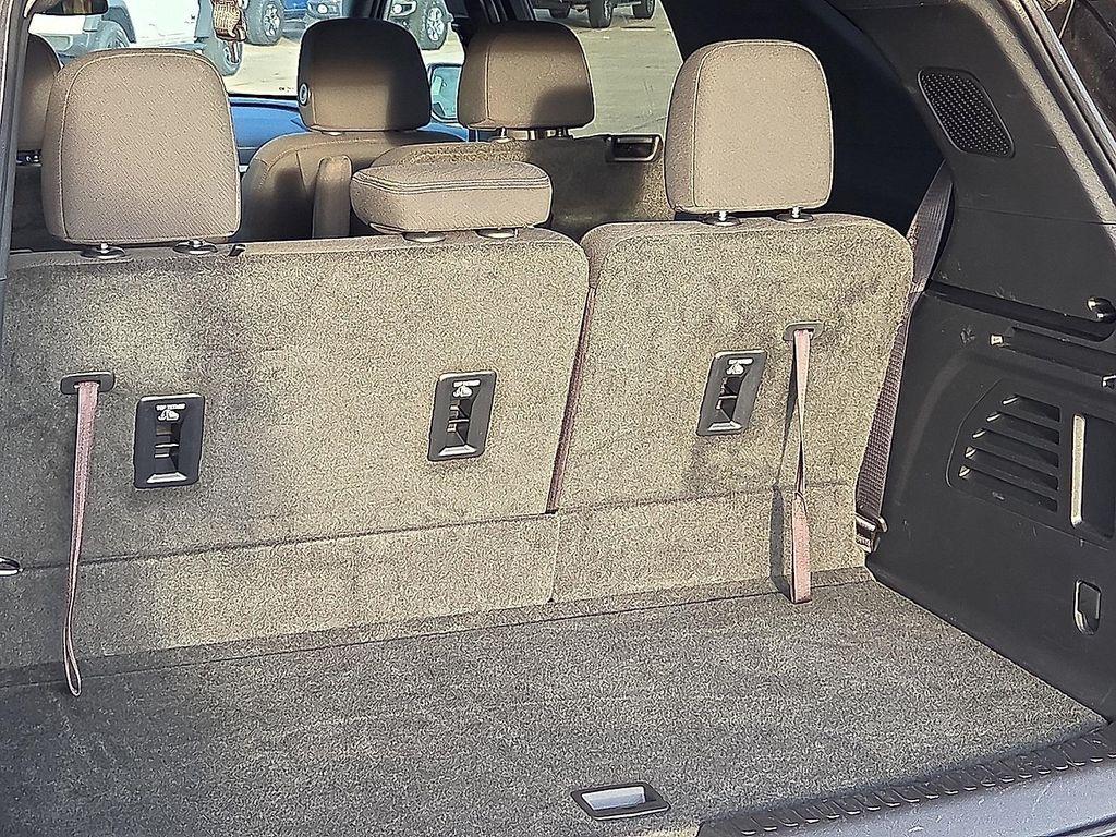 used 2024 Chevrolet Traverse car, priced at $33,650