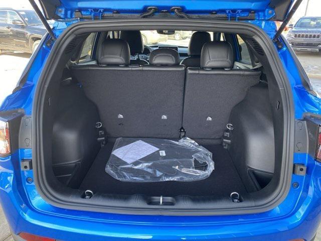 new 2025 Jeep Compass car, priced at $27,943