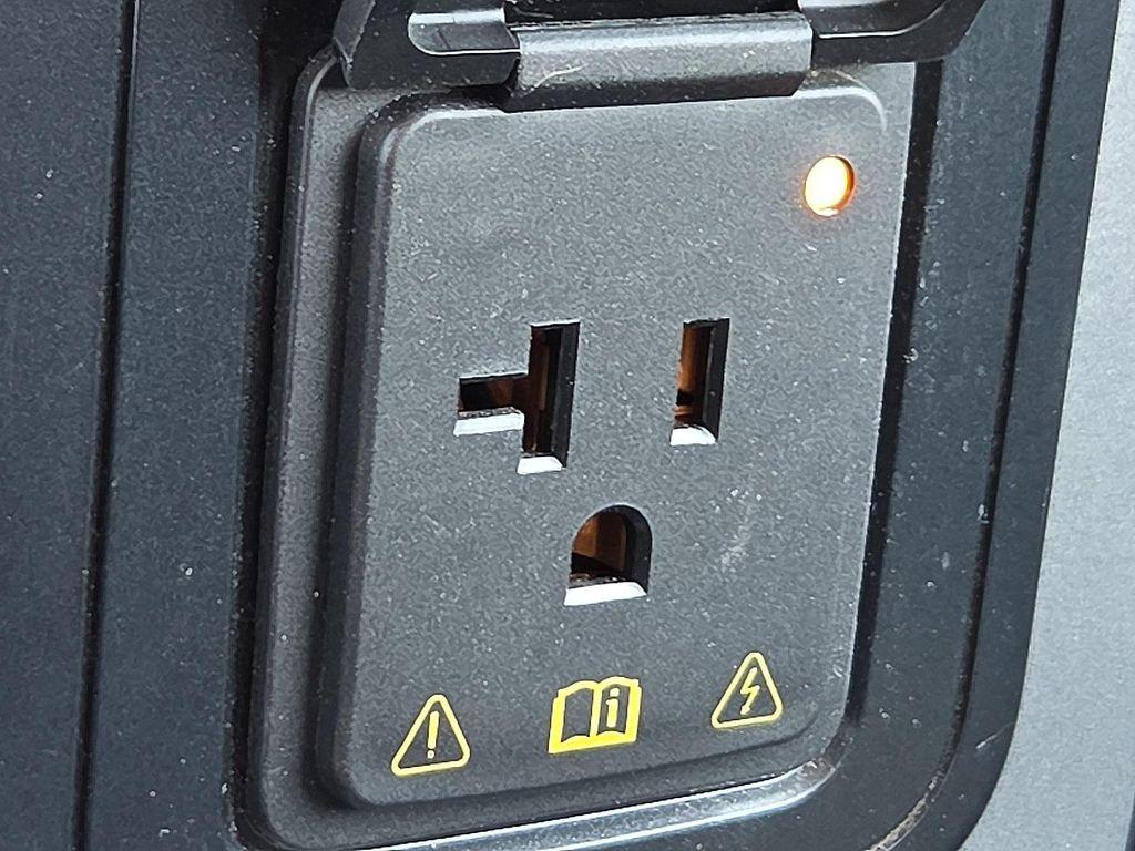 used 2022 Ford F-150 car, priced at $40,997