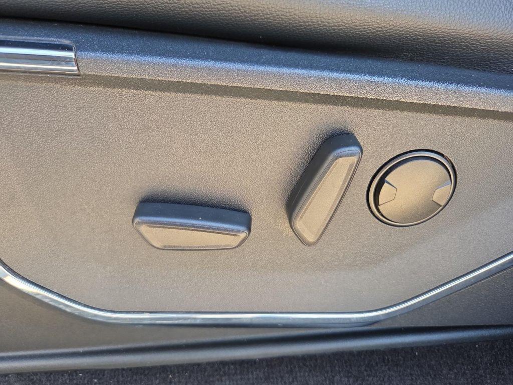 used 2022 Ford F-150 car, priced at $46,394