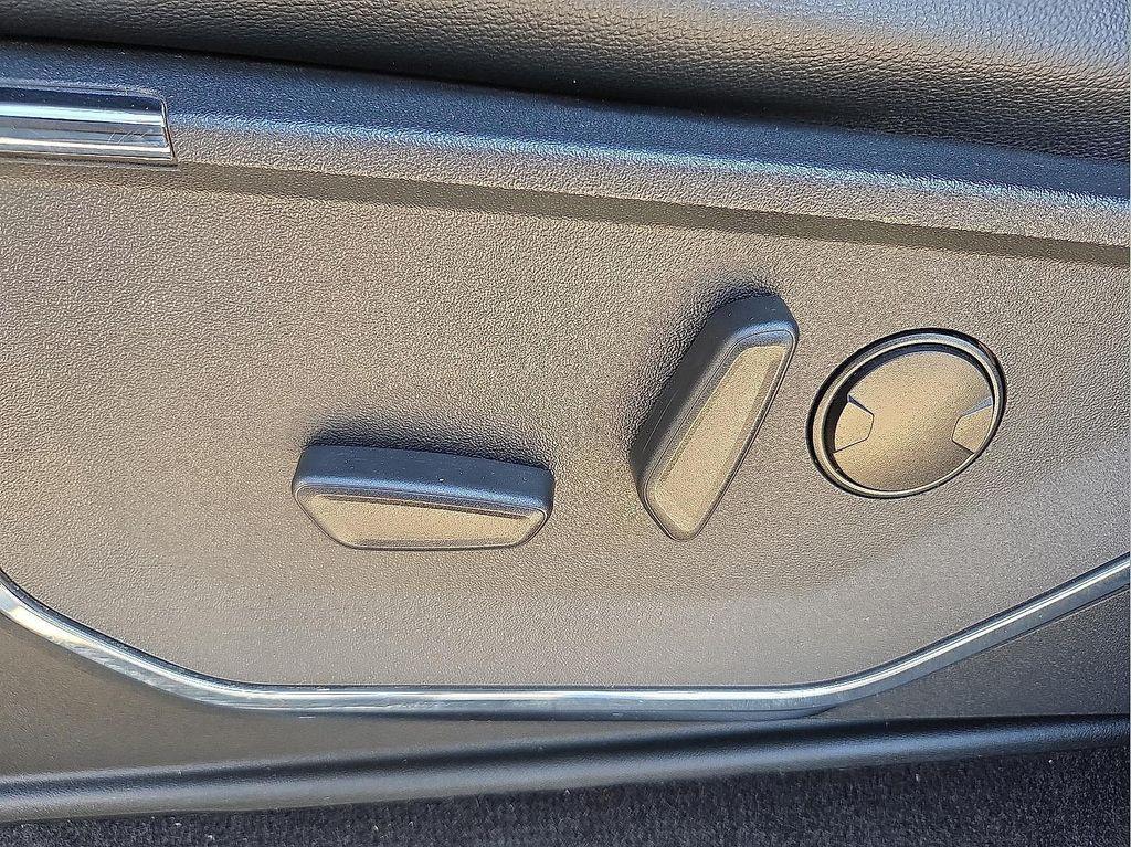 used 2022 Ford F-150 car, priced at $40,997