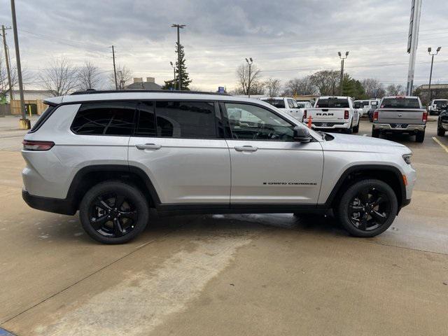 new 2025 Jeep Grand Cherokee L car, priced at $57,560