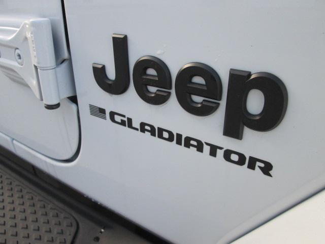 used 2023 Jeep Gladiator car, priced at $38,000