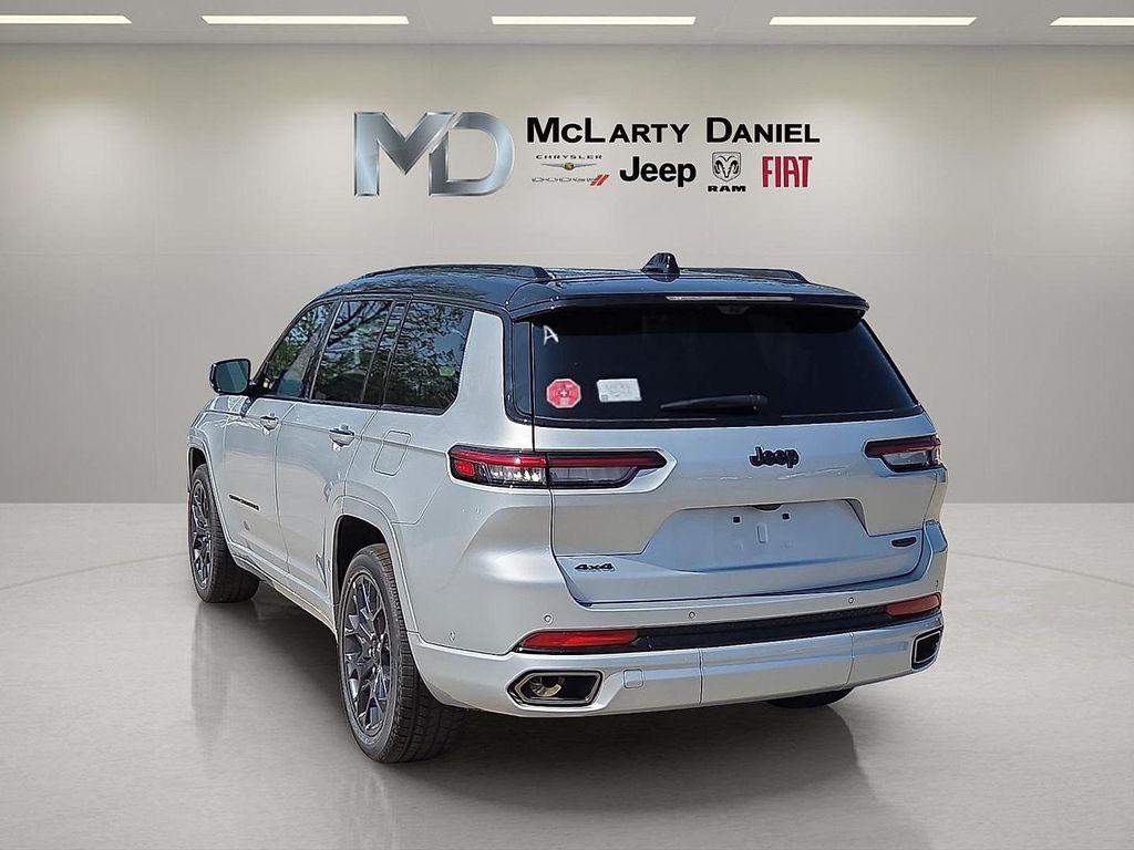 new 2025 Jeep Grand Cherokee L car, priced at $66,886
