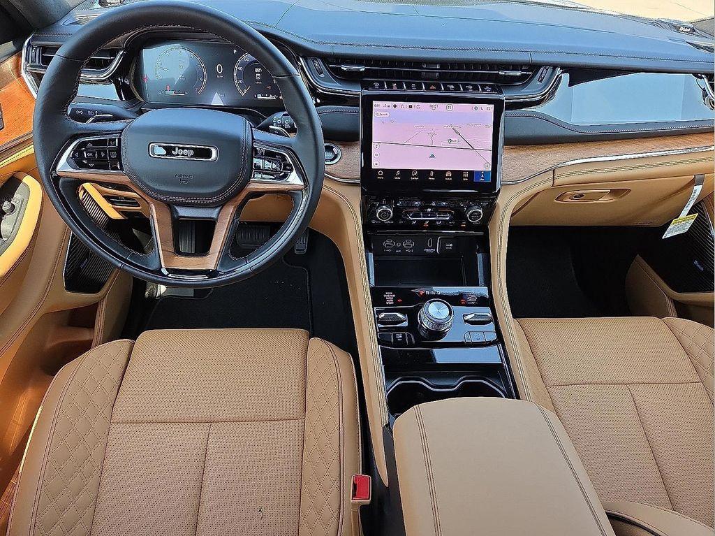 new 2025 Jeep Grand Cherokee L car, priced at $66,886