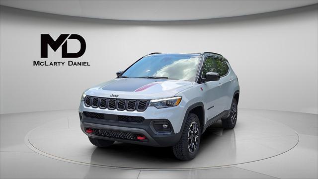 new 2025 Jeep Compass car, priced at $37,594