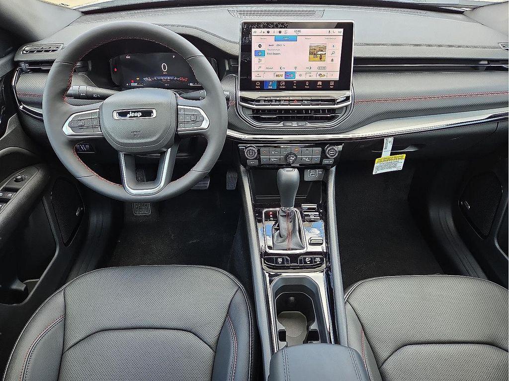 new 2025 Jeep Compass car, priced at $38,201