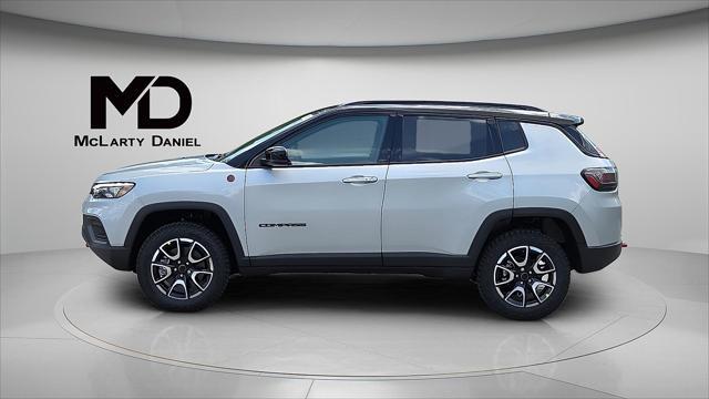 new 2025 Jeep Compass car, priced at $37,594