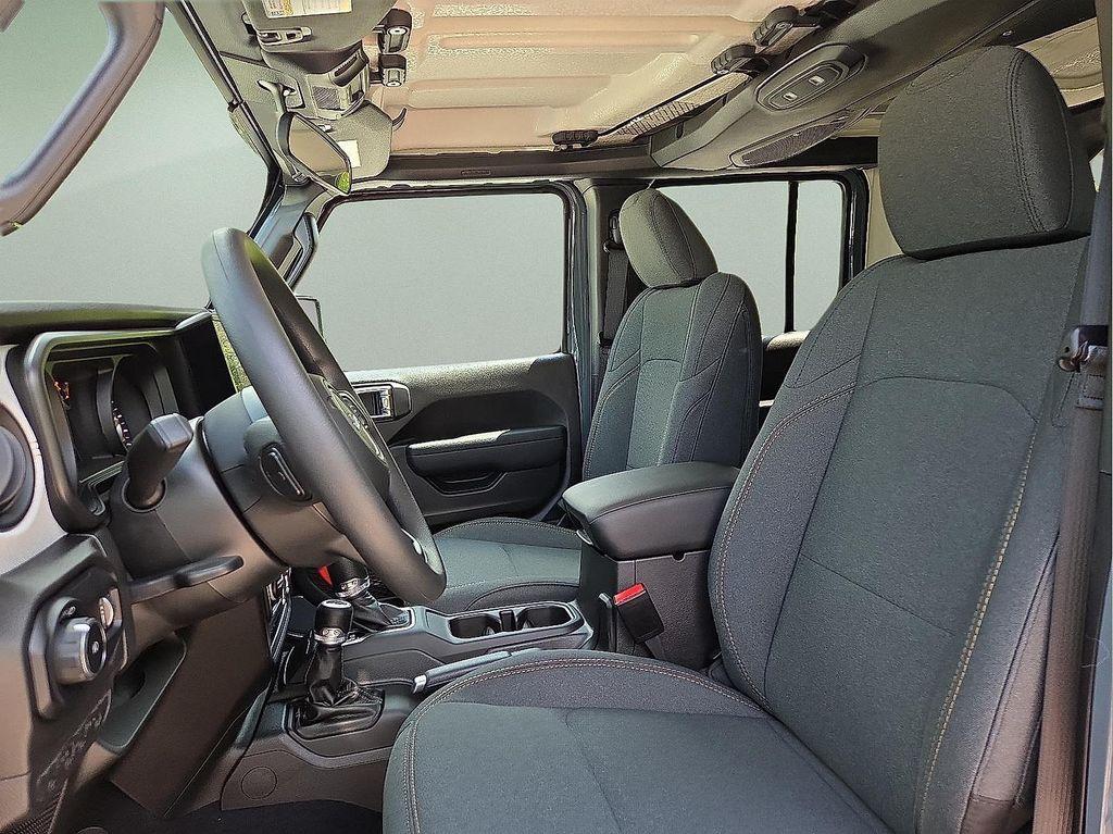 new 2025 Jeep Wrangler car, priced at $42,055