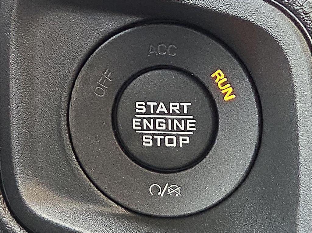 new 2025 Jeep Wrangler car, priced at $40,305