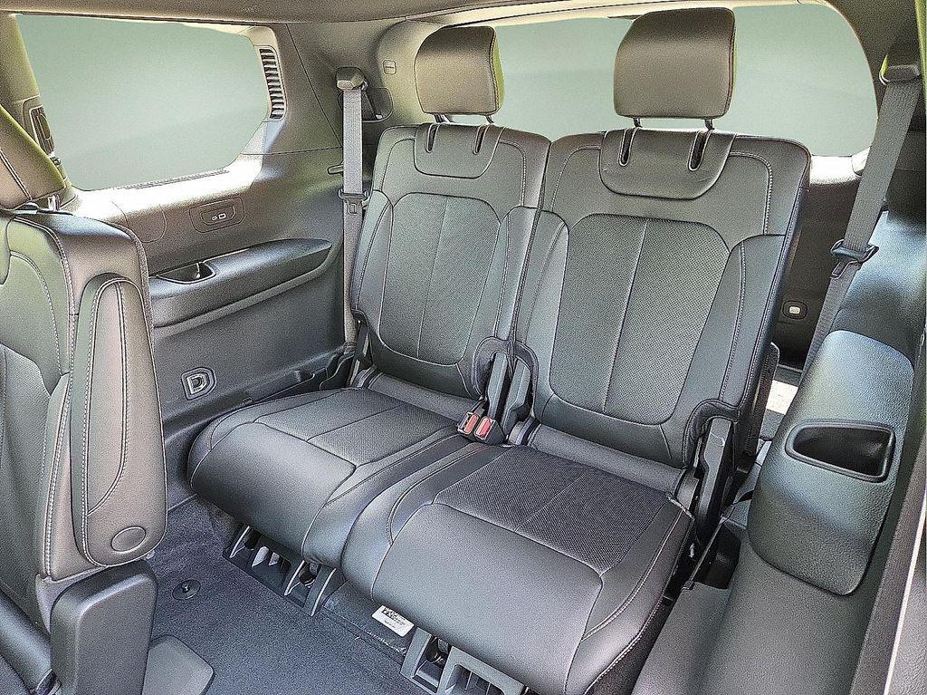 new 2025 Jeep Grand Cherokee L car, priced at $50,663
