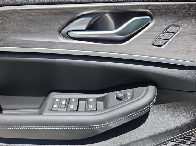 new 2025 Jeep Grand Cherokee L car, priced at $49,484