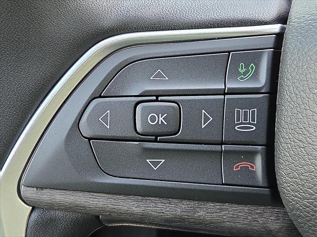 new 2025 Jeep Grand Cherokee L car, priced at $49,484