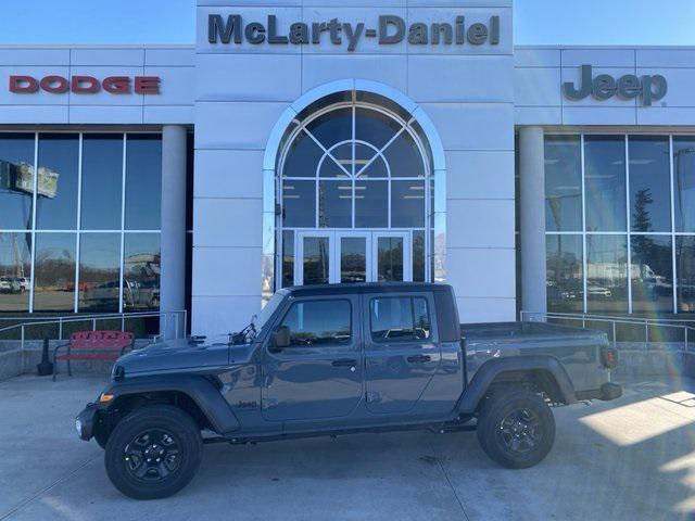 new 2025 Jeep Gladiator car, priced at $42,285