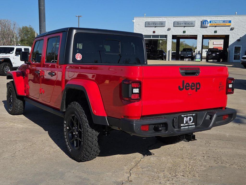 new 2025 Jeep Gladiator car