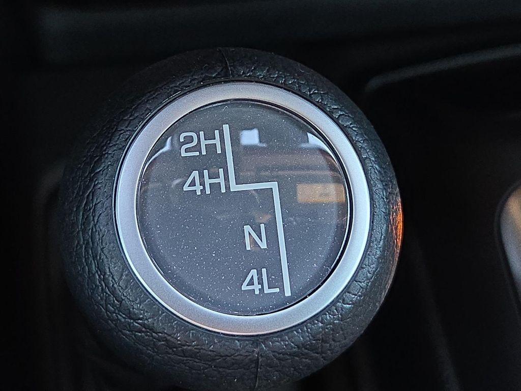 new 2025 Jeep Gladiator car