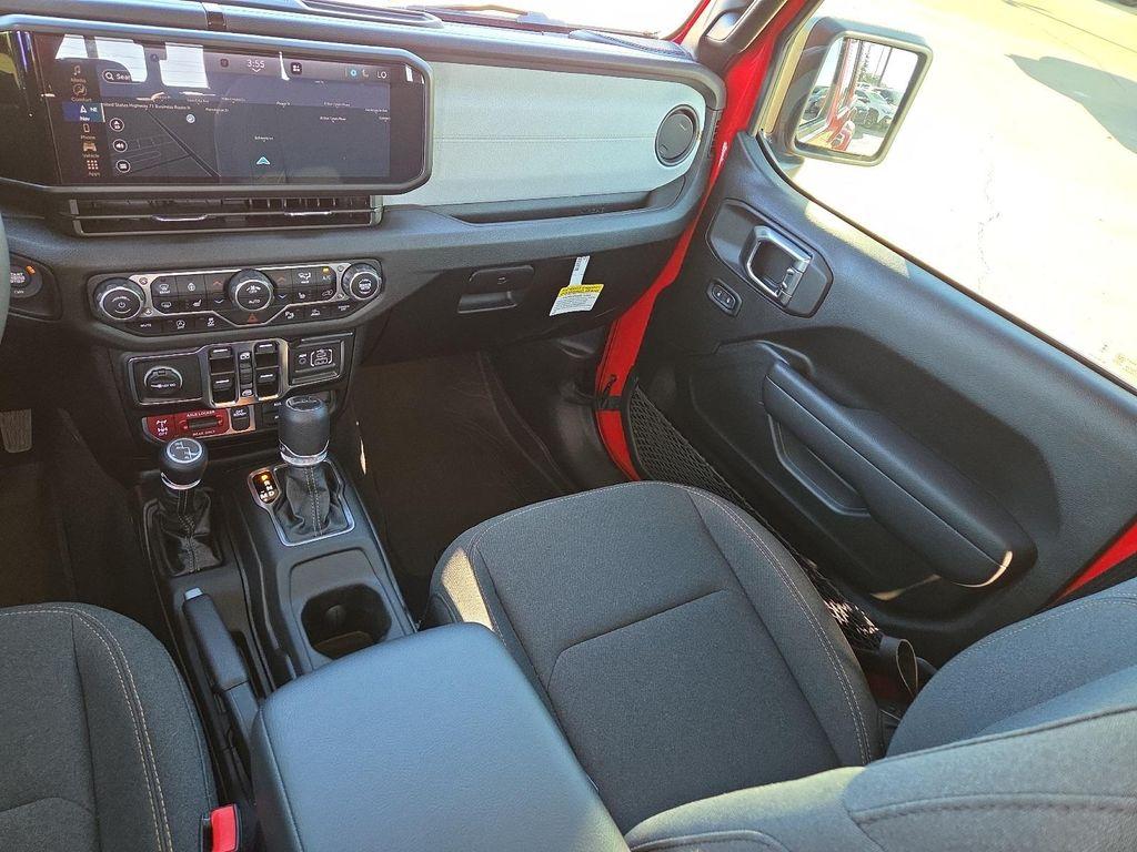 new 2025 Jeep Gladiator car