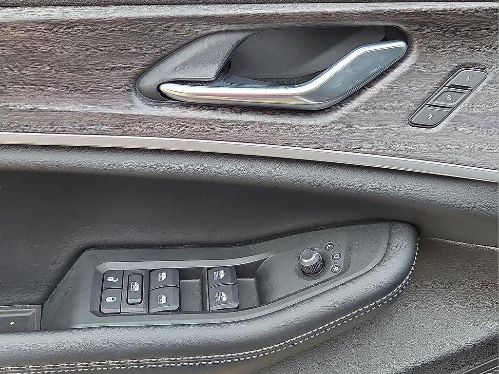 new 2025 Jeep Grand Cherokee car