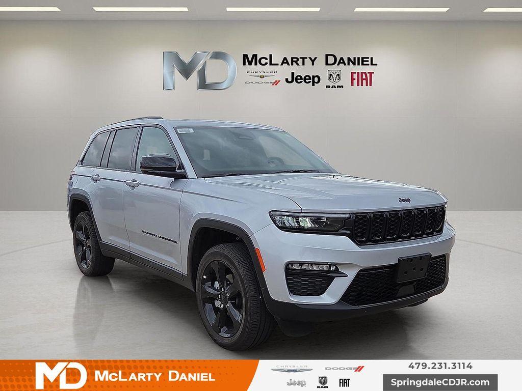 new 2025 Jeep Grand Cherokee car