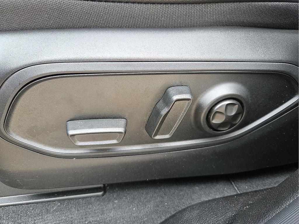 new 2025 Jeep Grand Cherokee car