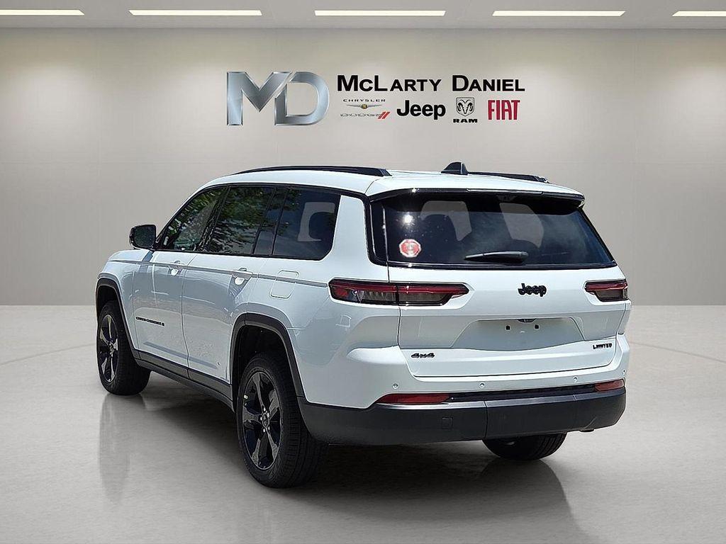 new 2025 Jeep Grand Cherokee L car, priced at $46,092
