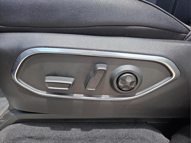 new 2024 Jeep Wagoneer L car, priced at $85,627
