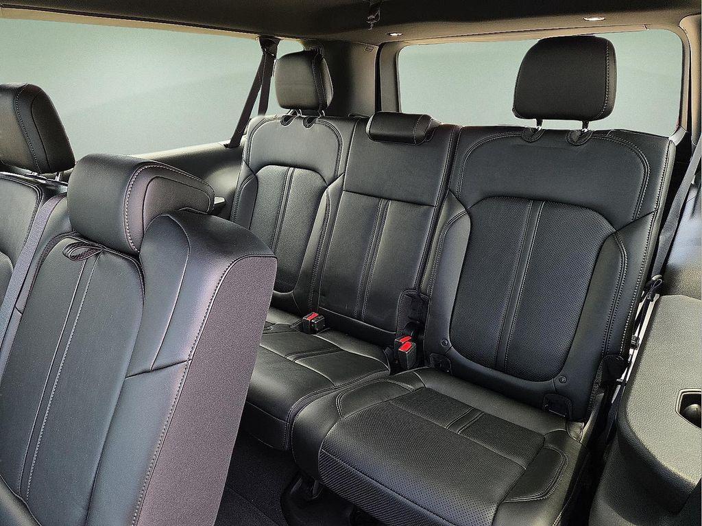 new 2024 Jeep Wagoneer L car, priced at $81,627