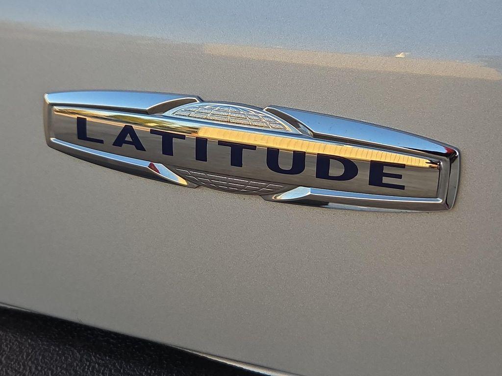 used 2024 Jeep Compass car, priced at $21,446