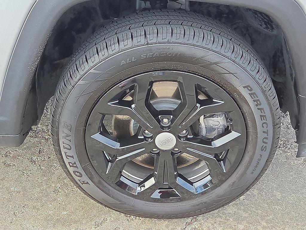 used 2024 Jeep Compass car, priced at $19,229