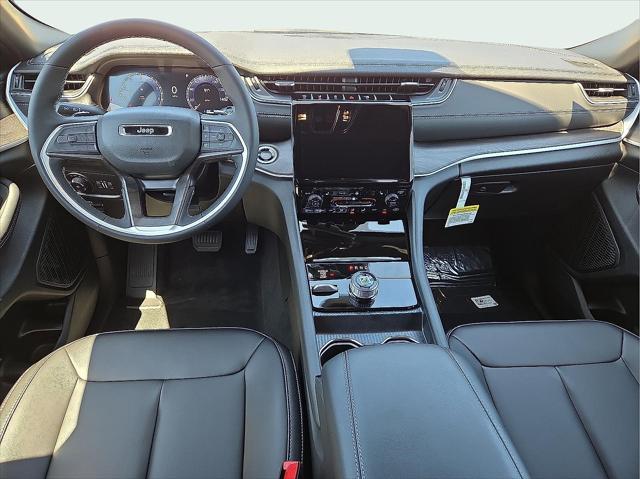 new 2025 Jeep Grand Cherokee car, priced at $45,484