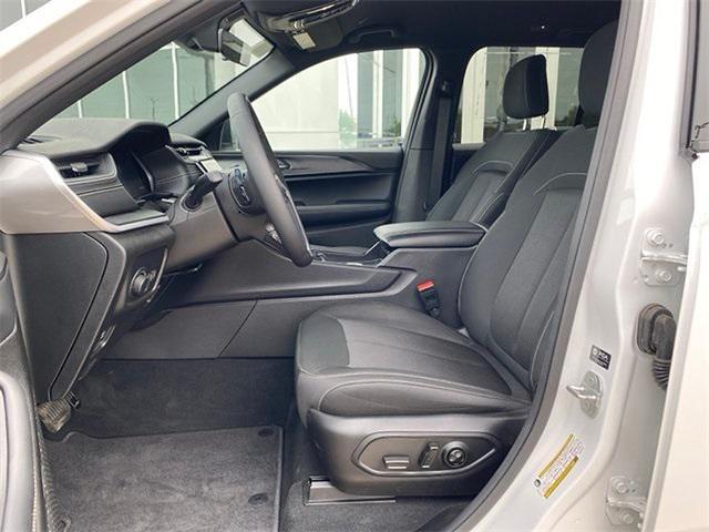new 2025 Jeep Grand Cherokee car, priced at $34,612