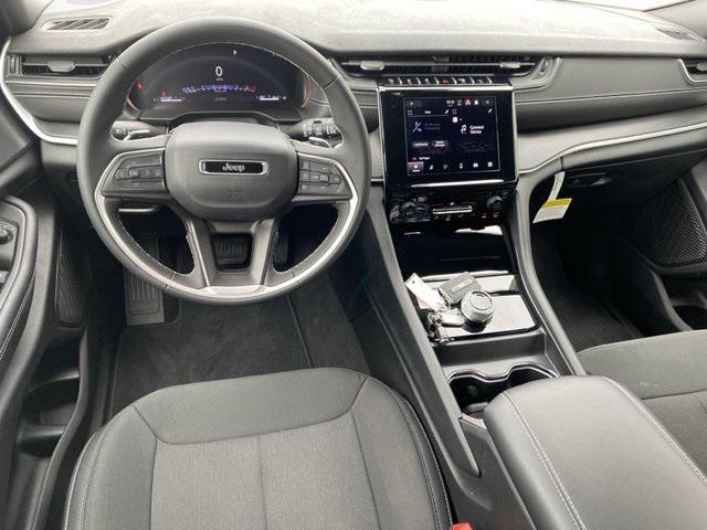 new 2025 Jeep Grand Cherokee car, priced at $34,612