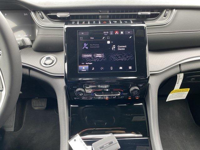 new 2025 Jeep Grand Cherokee car, priced at $34,612